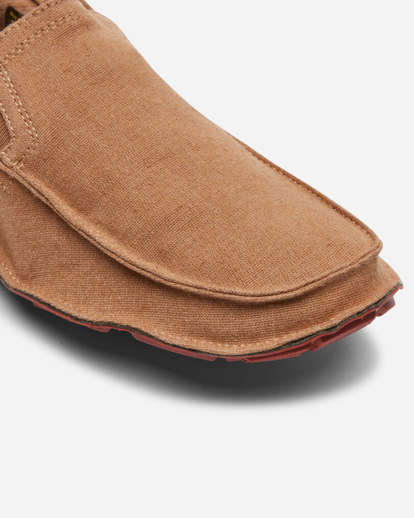 23M1M02_TOE-1.jpg