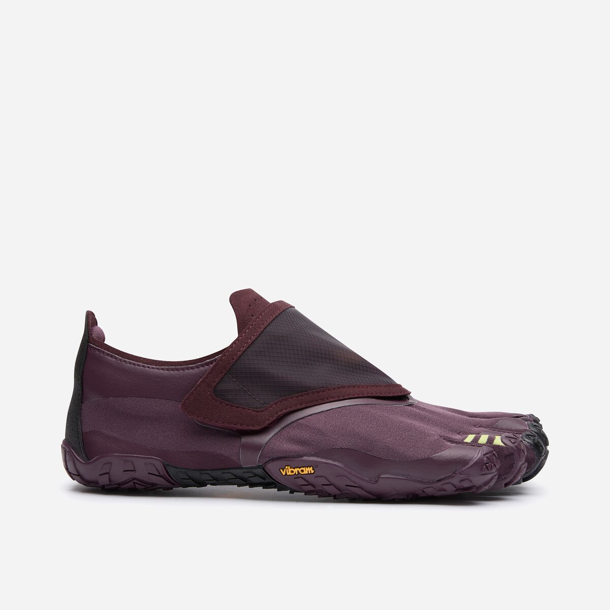 25M7507_New20V-Trail-Wing_Final20Name20Tbd_Fig_Black_07-1.jpg