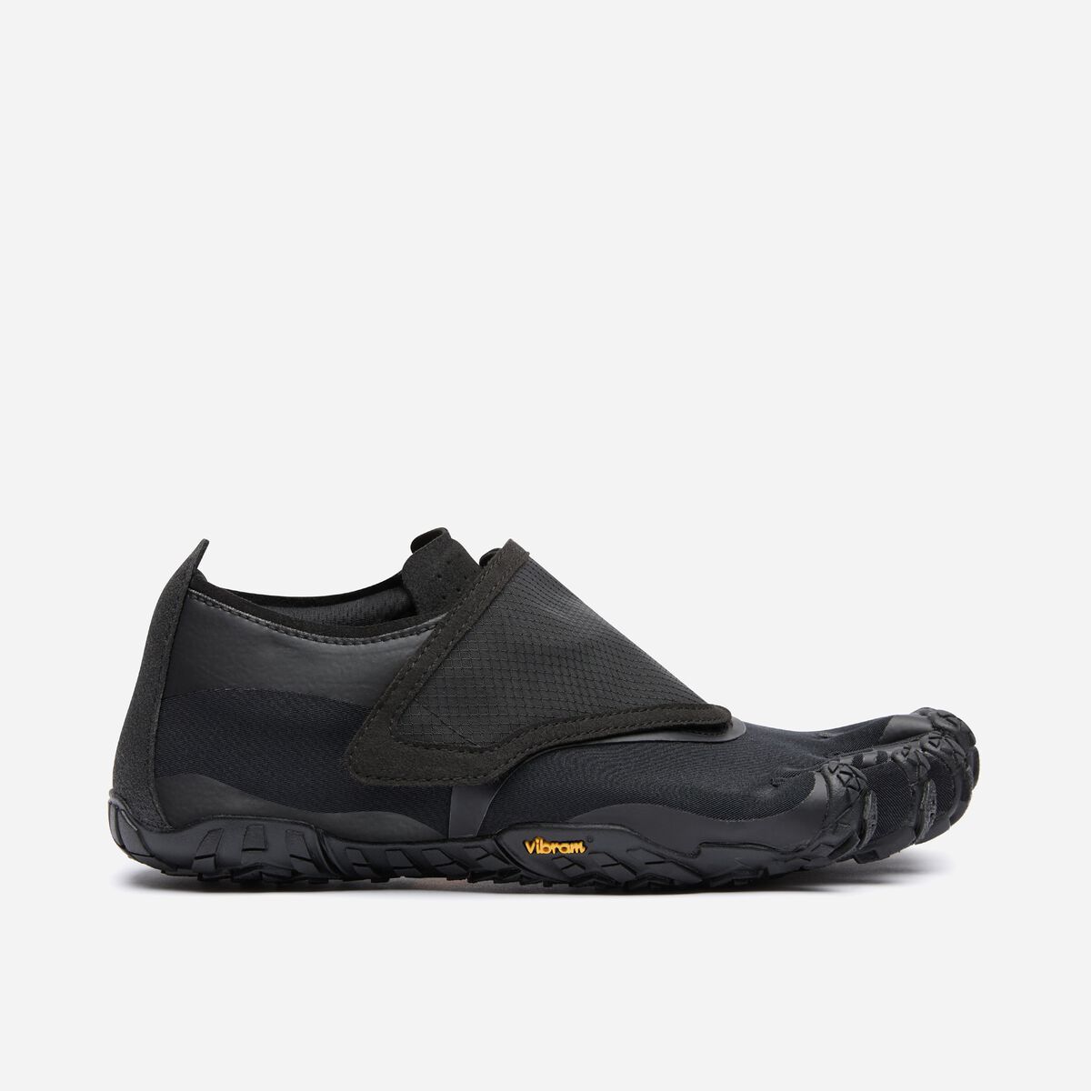 25W7501_New20V-Trail-Wing_Final20Name20Tbd_Total20Black_07-1.jpg