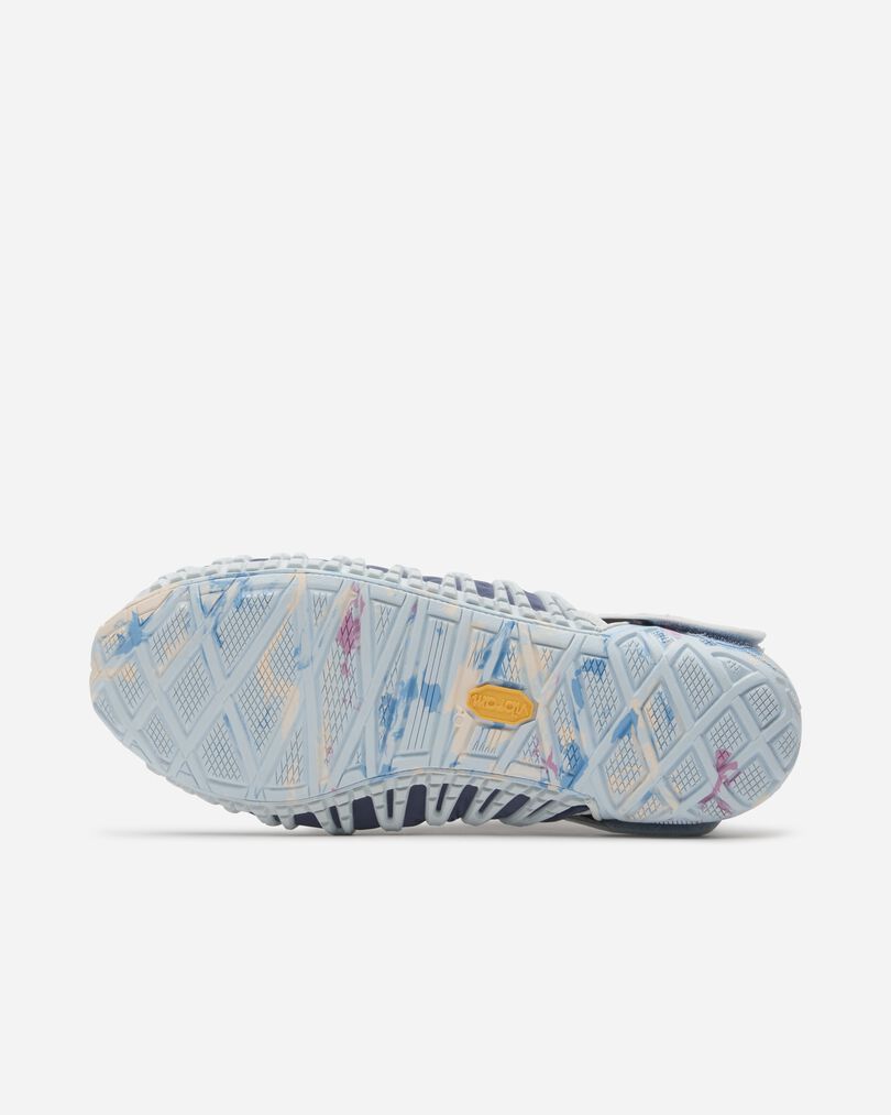 Furoshiki20Original_25MAD03_Blue_Light_Grey_02-1.jpg