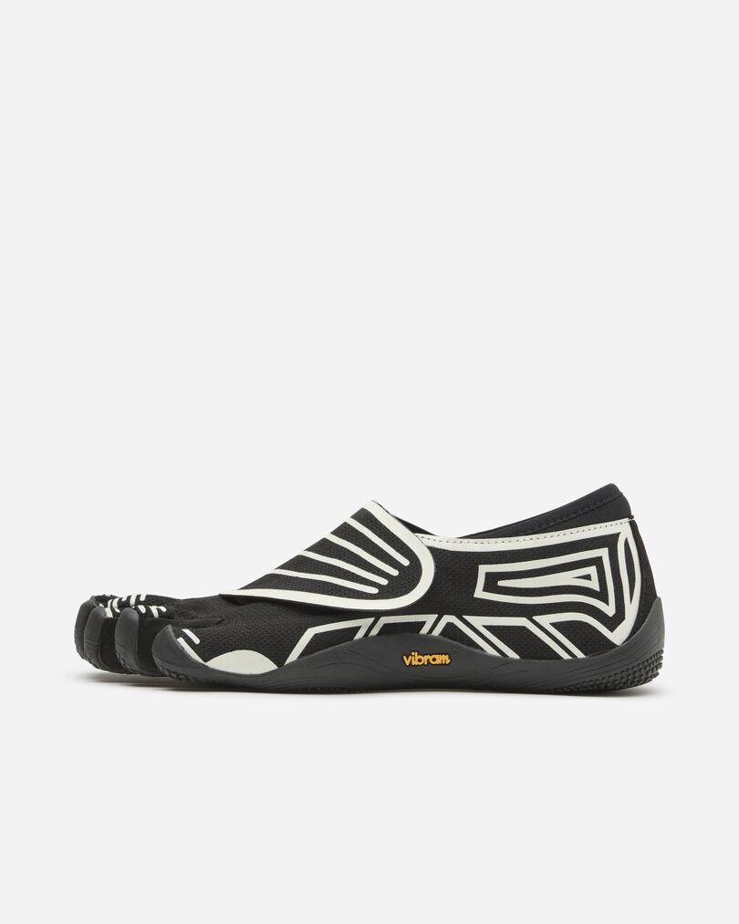 fivefingers_25W8812_Black_Ivory_01-2.jpg